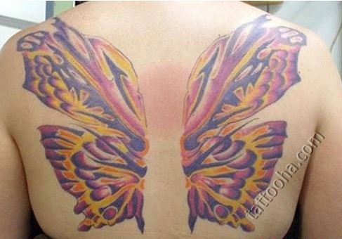 Крылья бабочки на спине