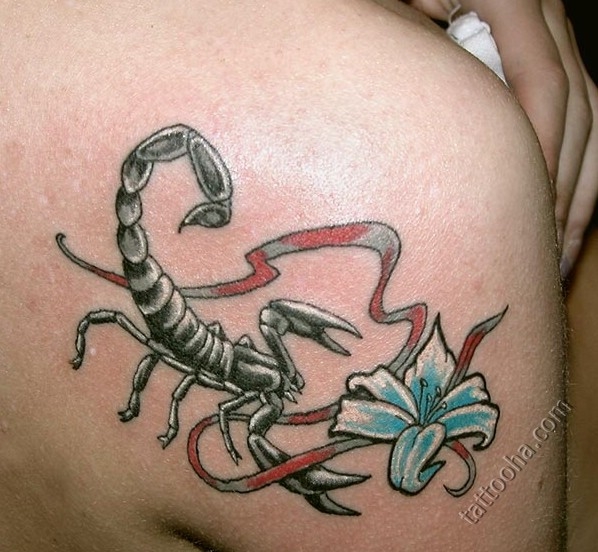 Скорпион с цветком