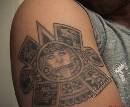 Ацтекская татуировка солнца