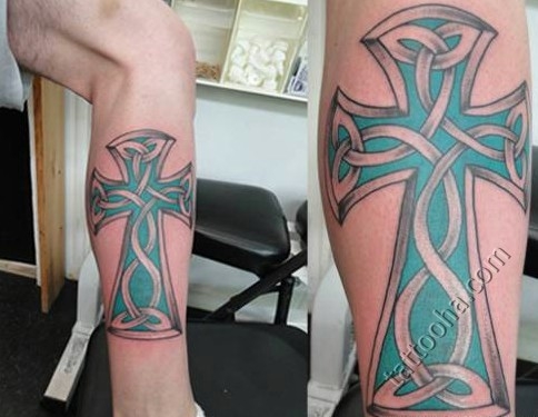 Крест зеленый на ноге