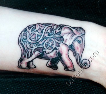 Слон в татуировках