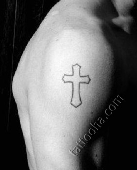Самый простой христианский крестик на плече