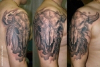 Татуировки на плече как символ мужества